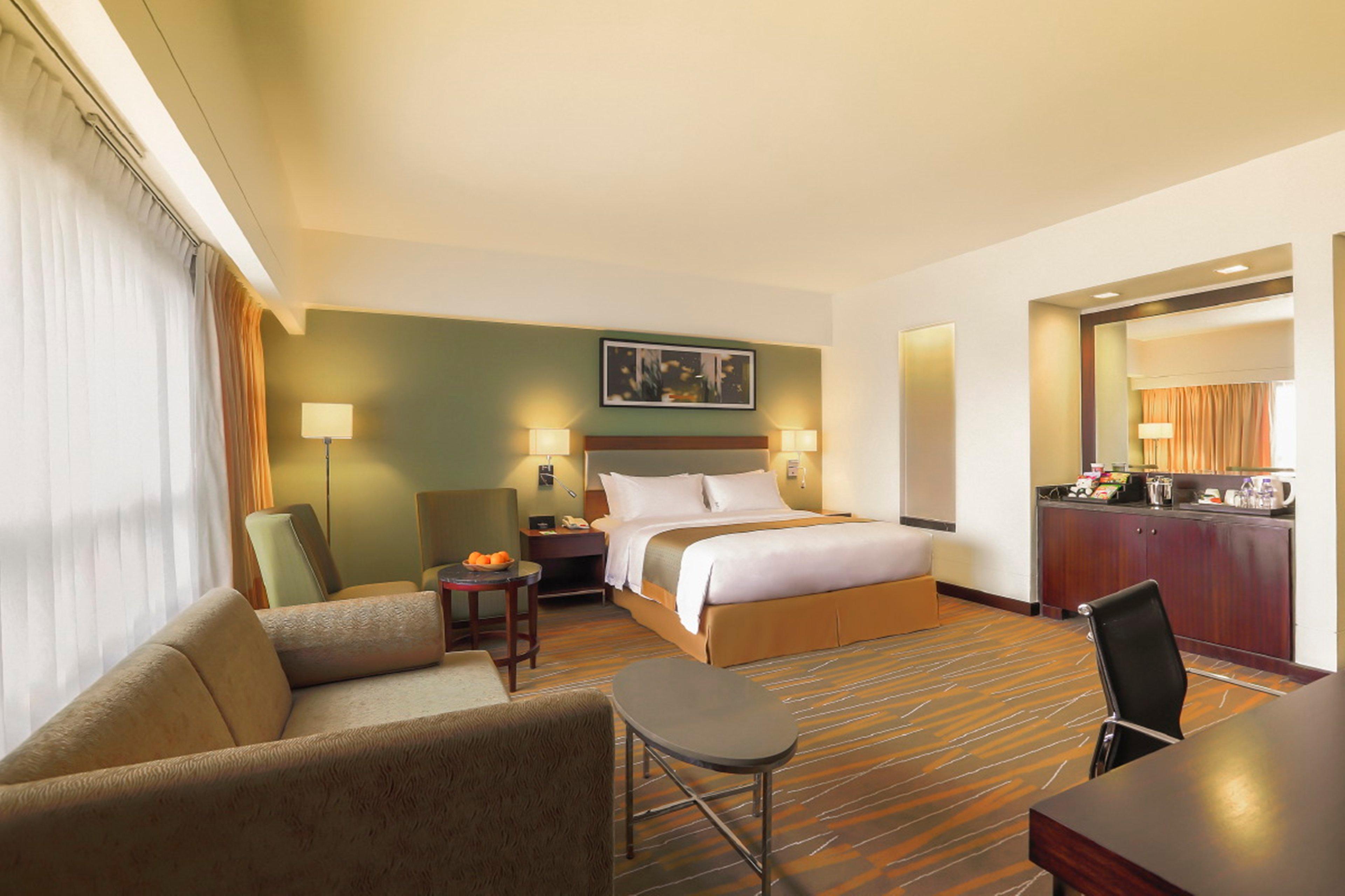 & Makati By Ihg Hotel 5*