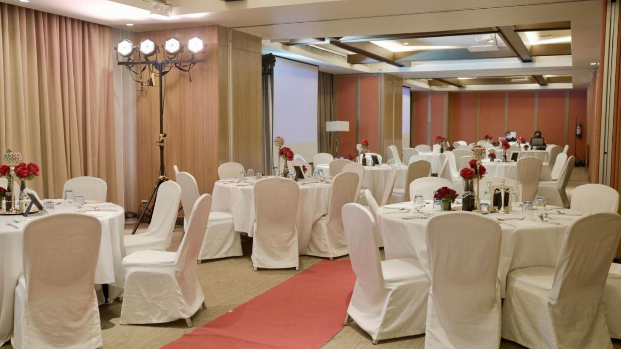 & Makati By Ihg 5* Makati City