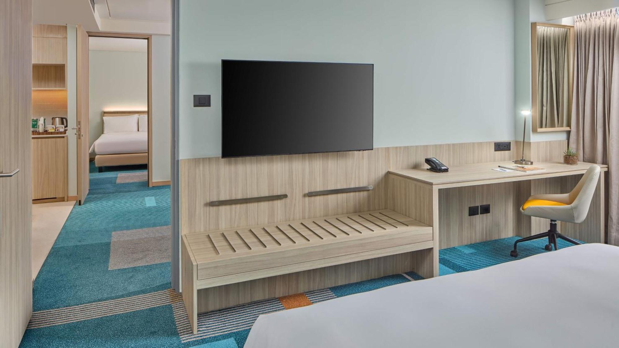 & Makati By Ihg Hotel 5*