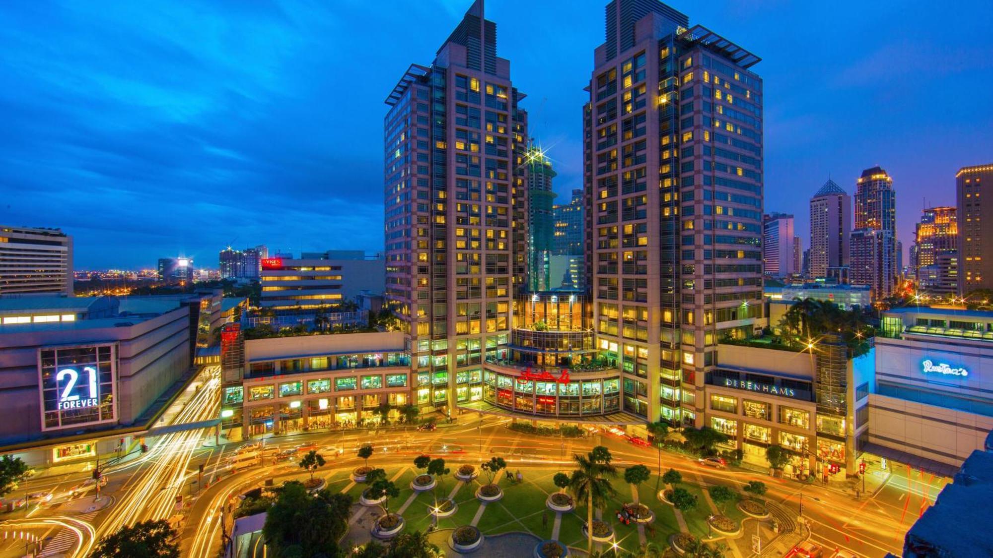 Hotel & Makati By Ihg 5*