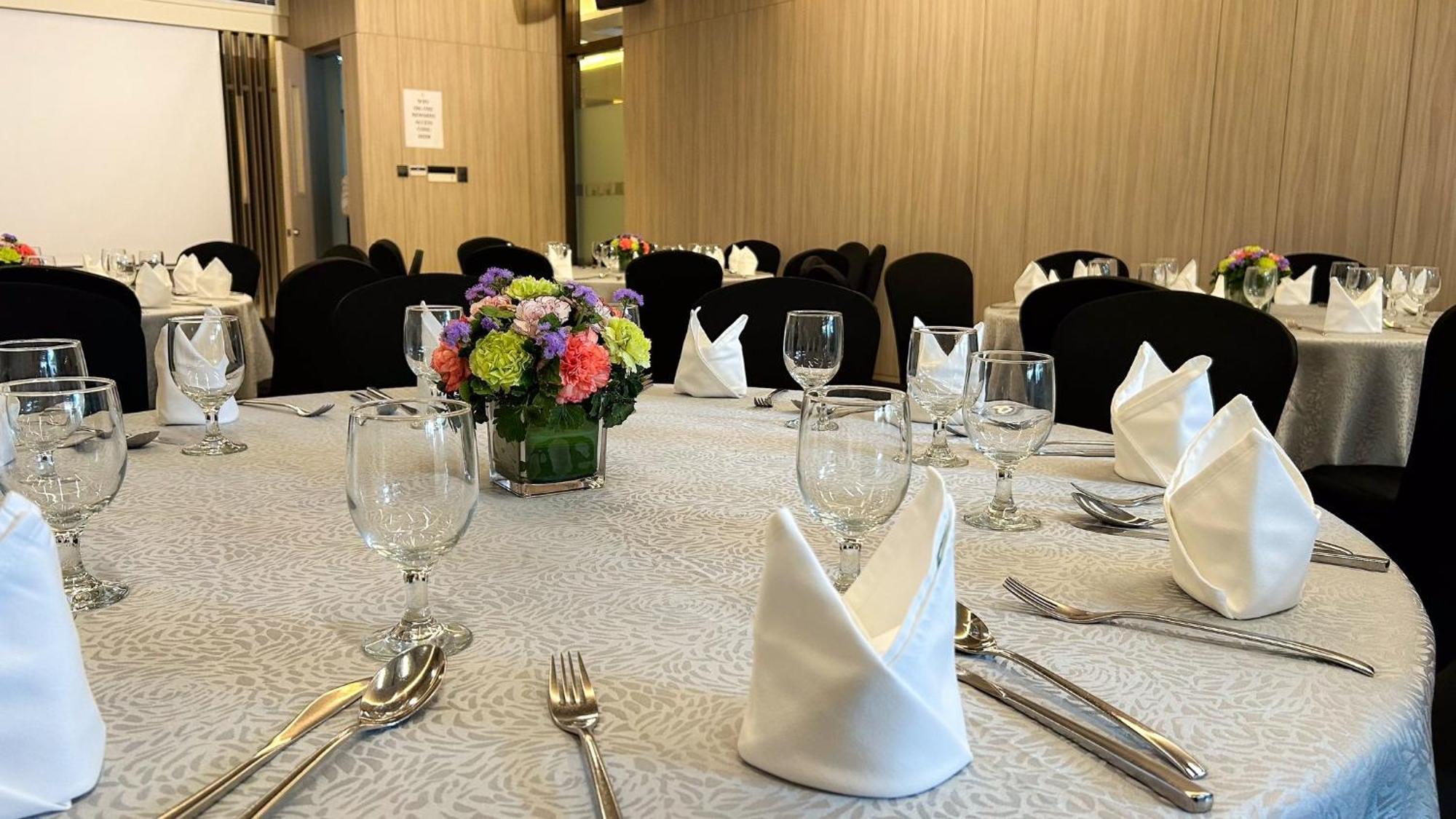 & Makati By Ihg Makati City