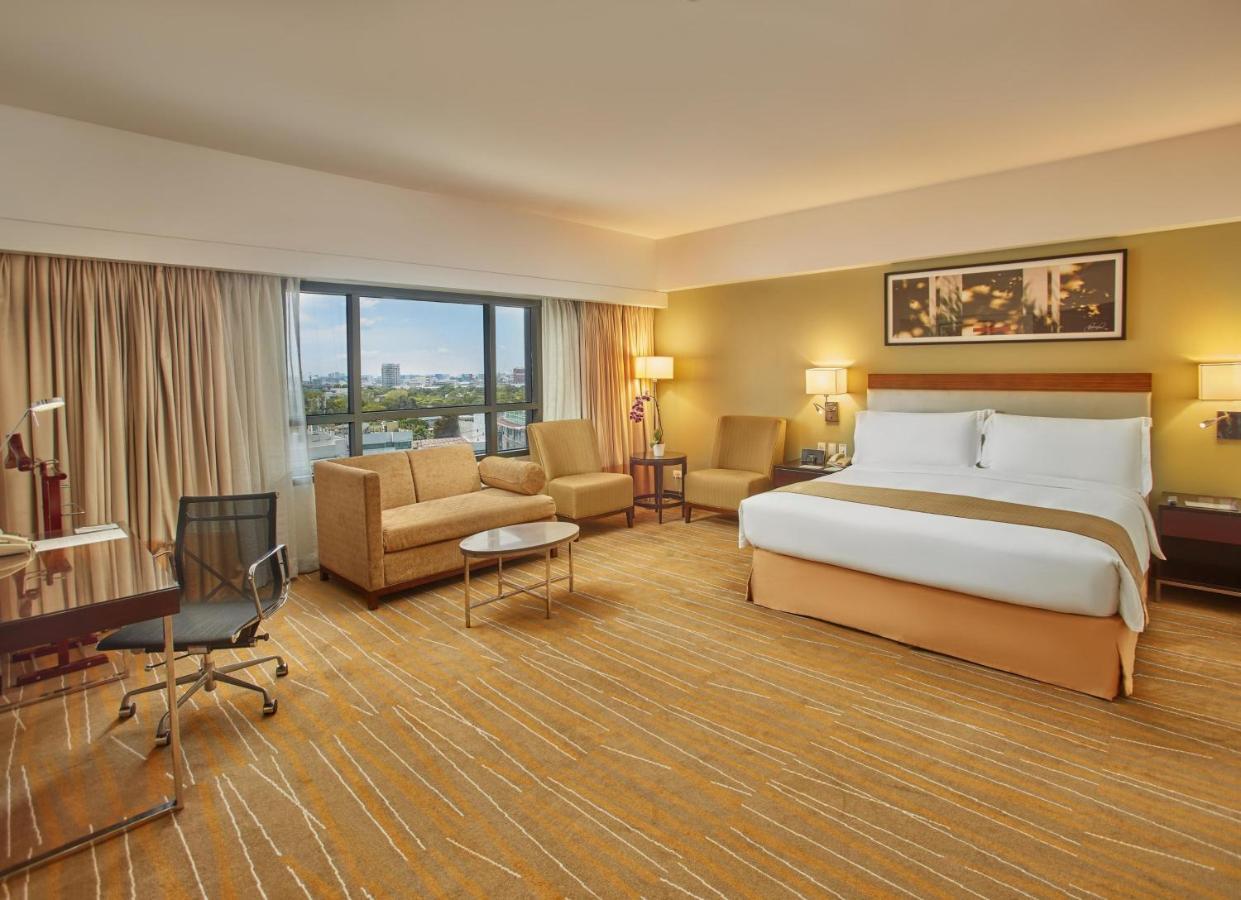 & Makati By Ihg Hotel Makati City