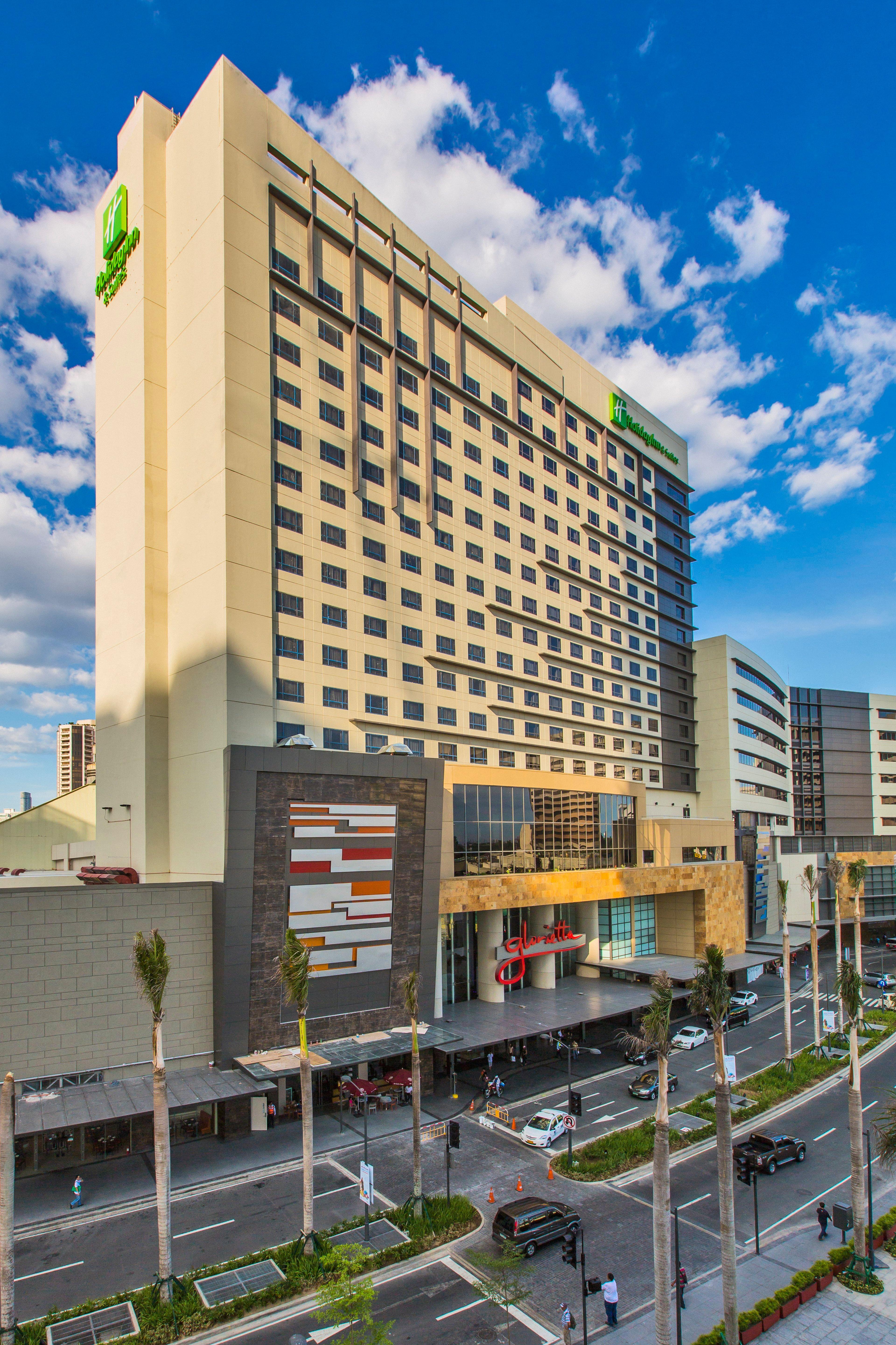 Hotel & Makati By Ihg 5*
