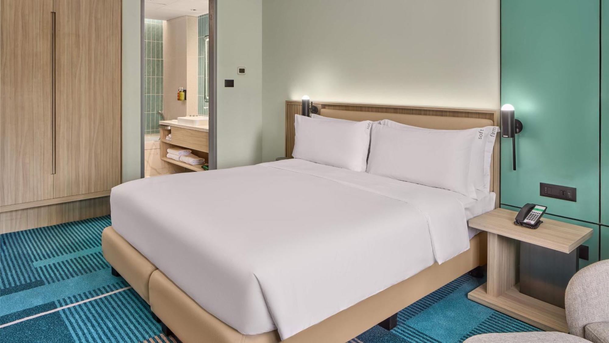 & Makati By Ihg 5* Makati City